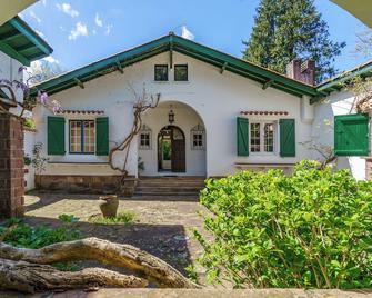 Mendizola - 5 rooms - Swimming pool - Mountain view - Sare - Bâtiment