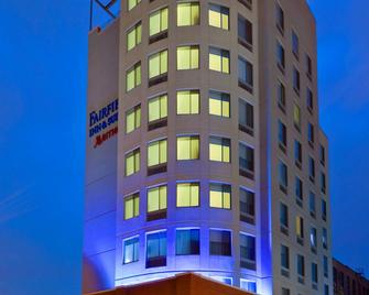 Fairfield Inn & Suites by Marriott New York Brooklyn - Brooklyn - Bangunan