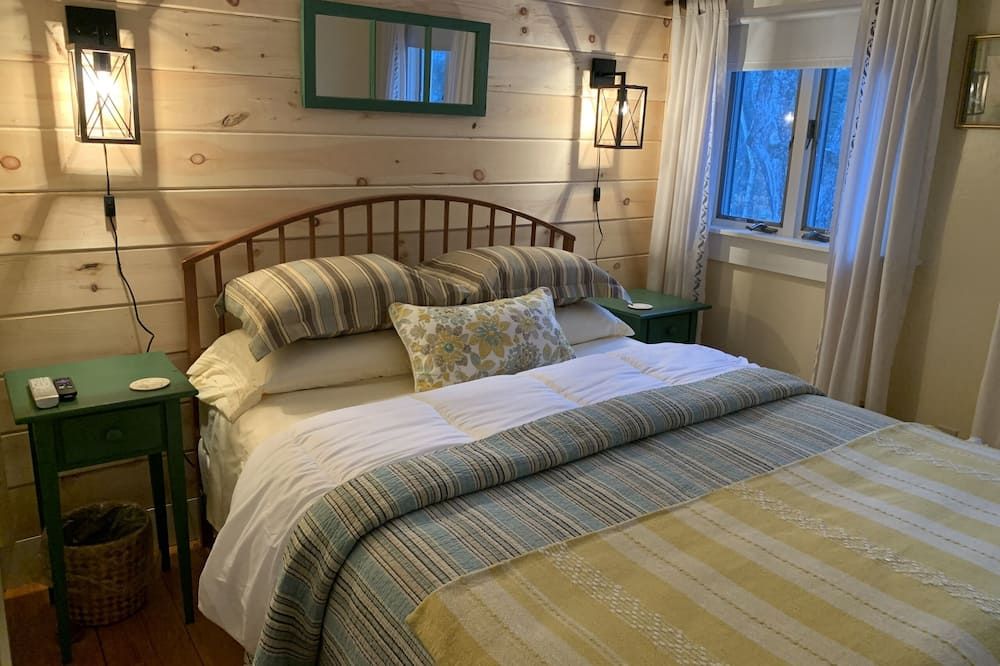 The Buttonwood Inn on Mt. Surprise - Intervale