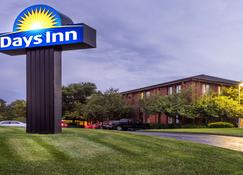 Days Inn by Wyndham Westminster - Westminster - Building