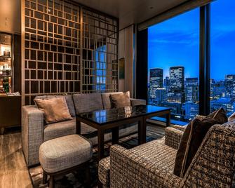 The Royal Park Hotel Iconic Osaka Midosuji - Osaka - Living room