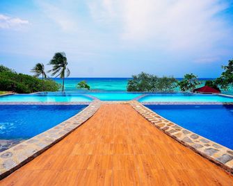 Anda Pearl Premier Resort - אנדה (בוהול) - בריכה