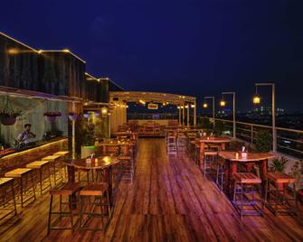 Mercure Hyderabad Kcp - Hyderabad - Bar