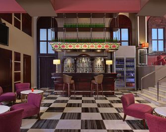 Radisson Hotel Agra - Agra - Bar