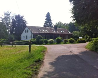 Waldhotel Sulzbachtal - Schonaich - Вигляд зовні
