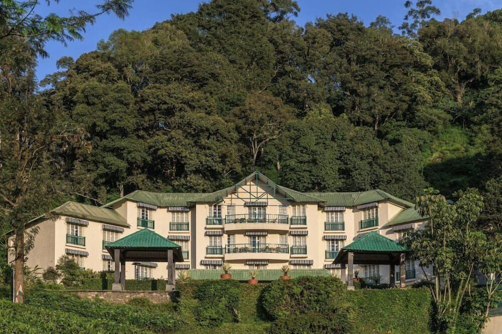 كلوب ماهيندرا مونار