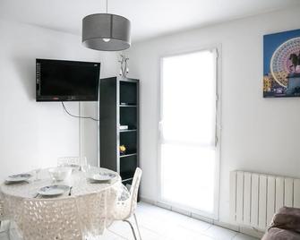 Le Casper - Charmant appartement au calme proche centre-ville - Lyon - Ruang makan
