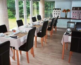 ذا ريدلاندز - سوليهل - مطعم