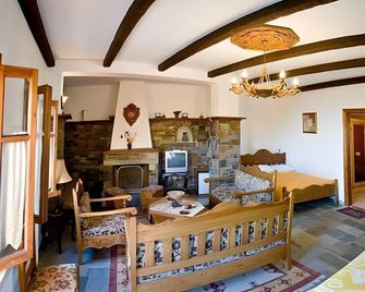 Arhontika Saltis Hotel - Makrinitsa - Salon