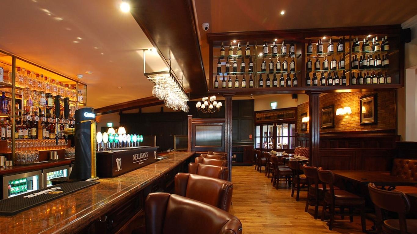 كيلموري لودج هوتل