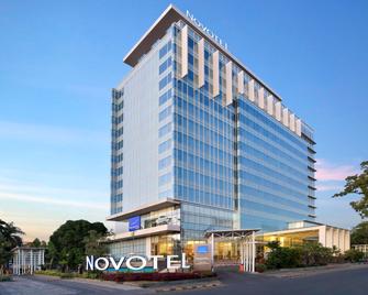 Novotel Makassar Grand Shayla - Makassar - Bygning