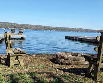 Flora on Crystal Beach - Hammondsport