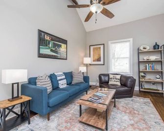 Location, Location, Location - Lexington - Living room