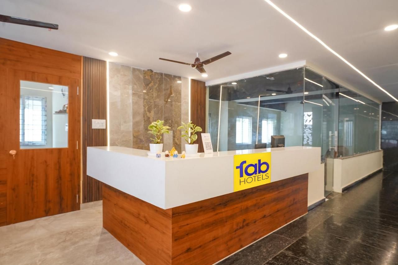 FabHotel Air Live - Nr Ameerpet metro station thumbnail 3