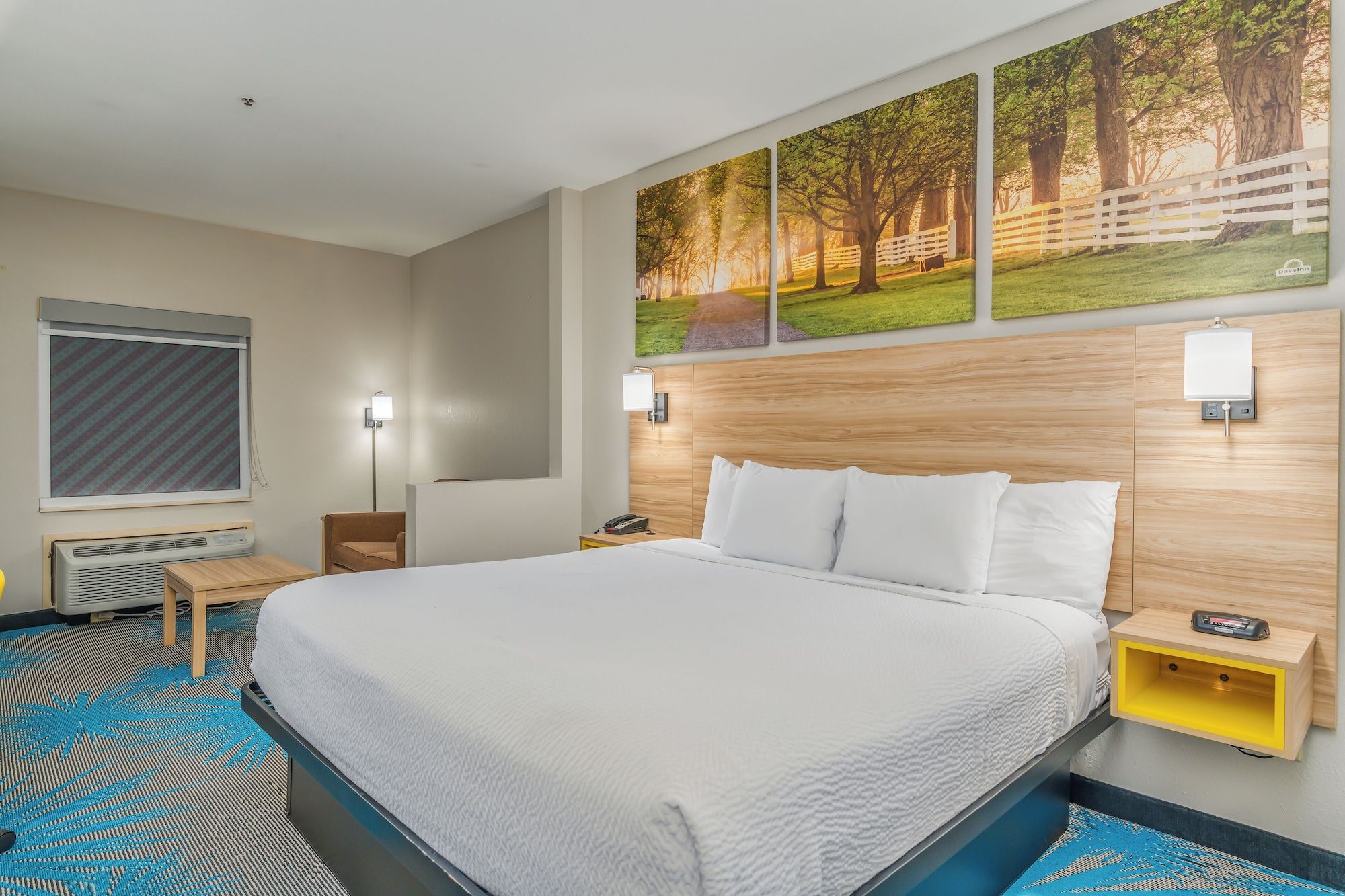 Days Inn & Suites by Wyndham Prattville-Montgomery - Prattville - Soveværelse