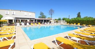 Hotel Le Lido - Borgo - Pool