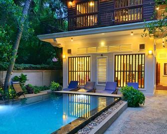 My Key Polanka Pirvate Villa With Pool - סיאם ריפ - בריכה