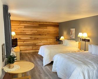 Moose Creek Lodge & Suites - Cody - Bedroom