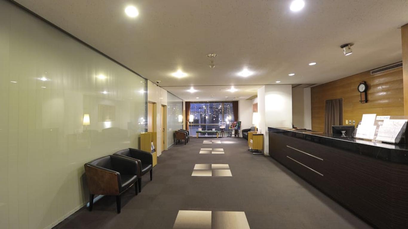 كورت هوتل فوكوكا تينجين