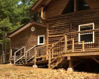 La Camp on the river - Cocagne - Edificio