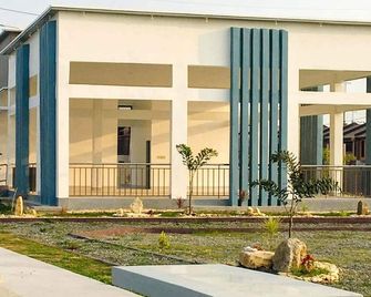 Lauren's Crib Marilao Bulacan - Marilao - Edificio