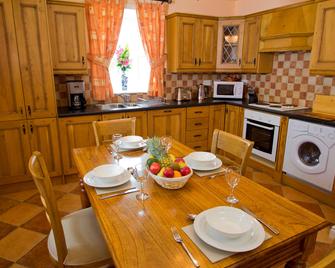 East Clare Golf Village - Bodyke - Comedor