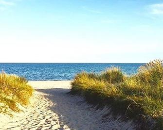 Calm Holiday Home in Væggerløse With Sauna - Vaeggerlose - Playa