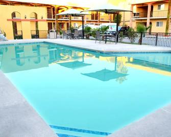 Hotel Villa del Sol - Ciudad Juárez - Pool