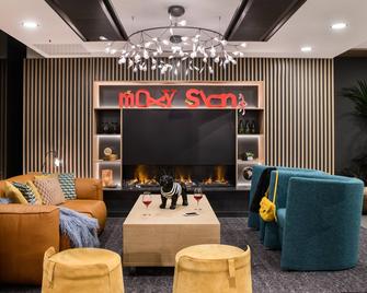 Moxy Sion - Sitten - Lounge