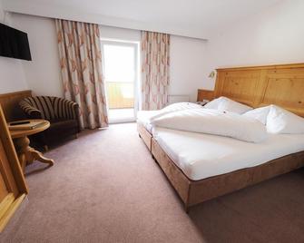 Hotel Alpina - Galtur - Bedroom
