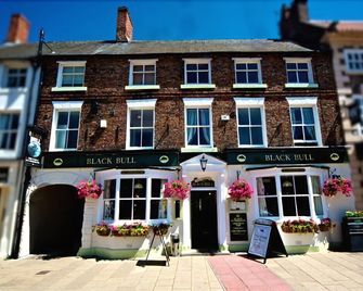 The Black Bull - Northallerton - Budynek