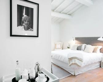 Hall Suites - Empoli - Habitación