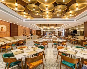 Lemon Tree Premier, Dwarka - Dwārka - Restaurant