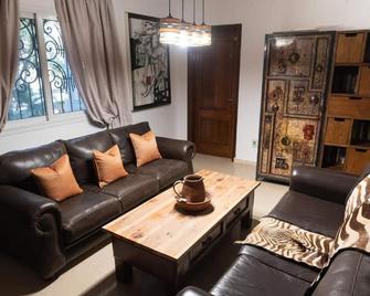 Loman Art - Dakar - Sala de estar