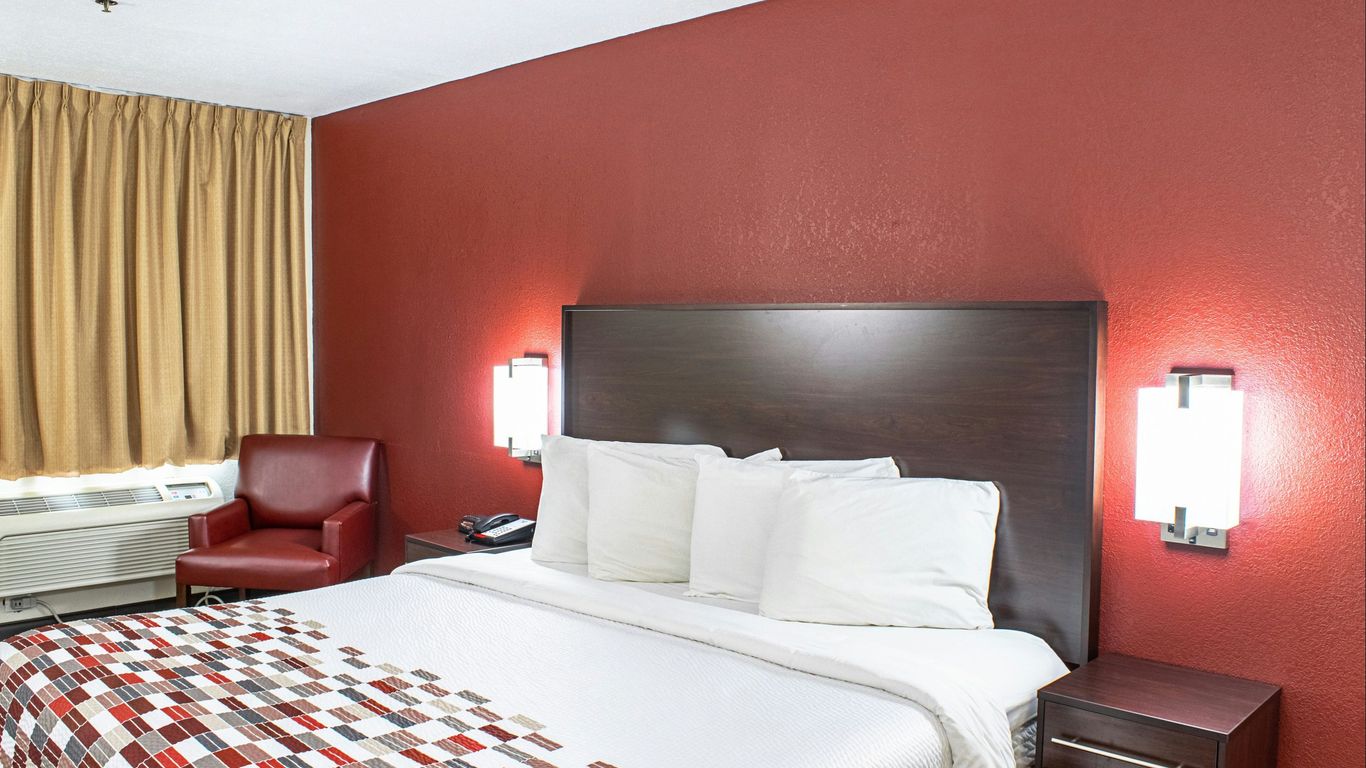 Red Roof Inn & Suites Middletown-Franklin