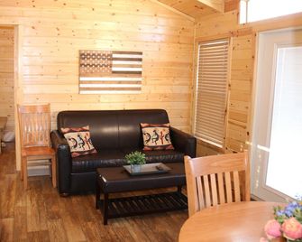 Holbrook / Petrified Forest Koa - Holbrook - Wohnzimmer