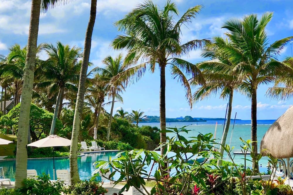 Pension Moon Villa - אונה - בריכה