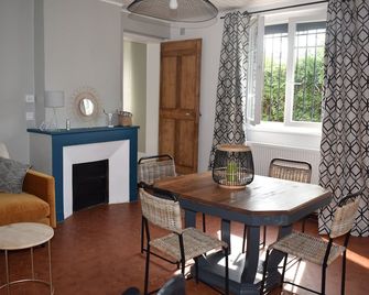 La Maison Molières - Montauban - Essbereich