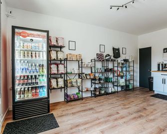 Grey Pine Lodge - Waynesboro - Obchod