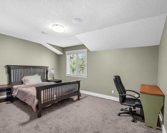 Rocky View Bed & Breakfast - Calgary