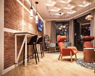 B&B HOTEL Kraków Centrum - Cracovia - Lounge