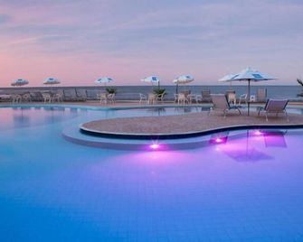 Hotel Karapitangui - מורו דה סאו פאולו - בריכה