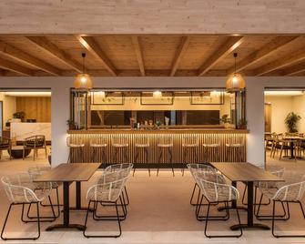 Malena Hotel & Suites - Adults Only by Omilos Hotels - Héraklion - Bar