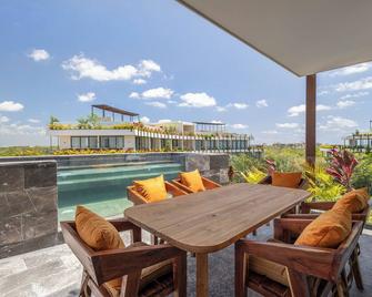 Mistiq Temple II - Tulum - Balcón