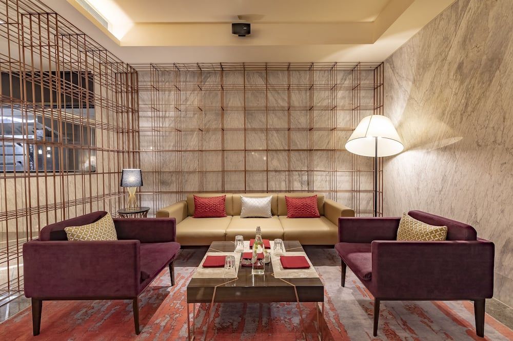 RPJ Hotel Rajkot - Rajkot - Lounge