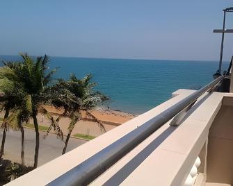 Lotus Bay View Hotel - Pondichéry - Balcon