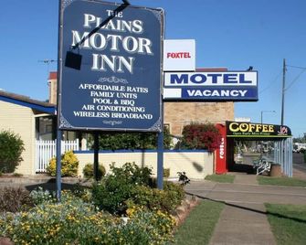 Plains Motor Inn - Gunnedah - Building