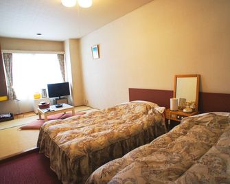 Hotel Chale Yuzawa Ginsui - Yuzawa - Quarto