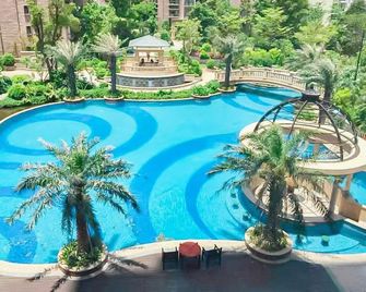 Vienna Hotel (Beihai Yintan) - Beihai - Piscina