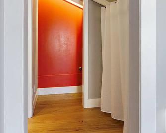 Stylish Suite Near Downtown & Convention Center - San Diego - Hallway